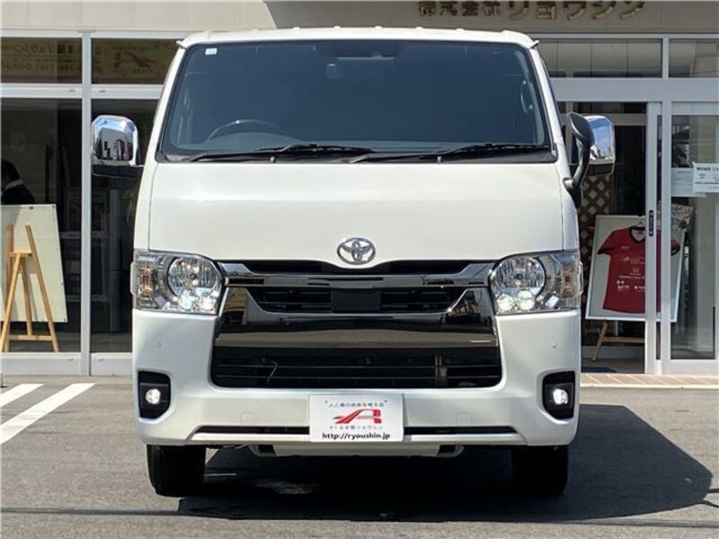 HIACE VAN