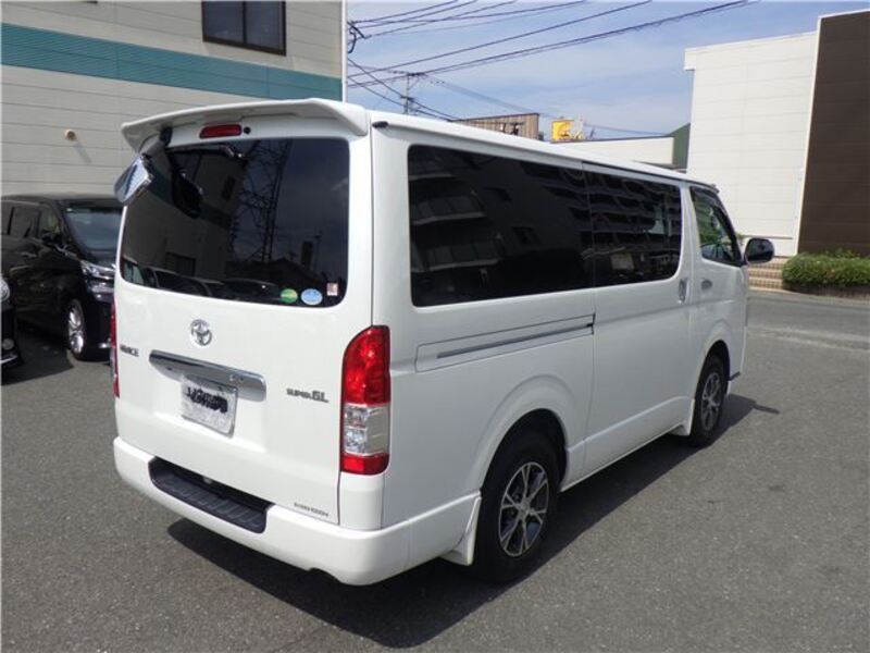 HIACE VAN