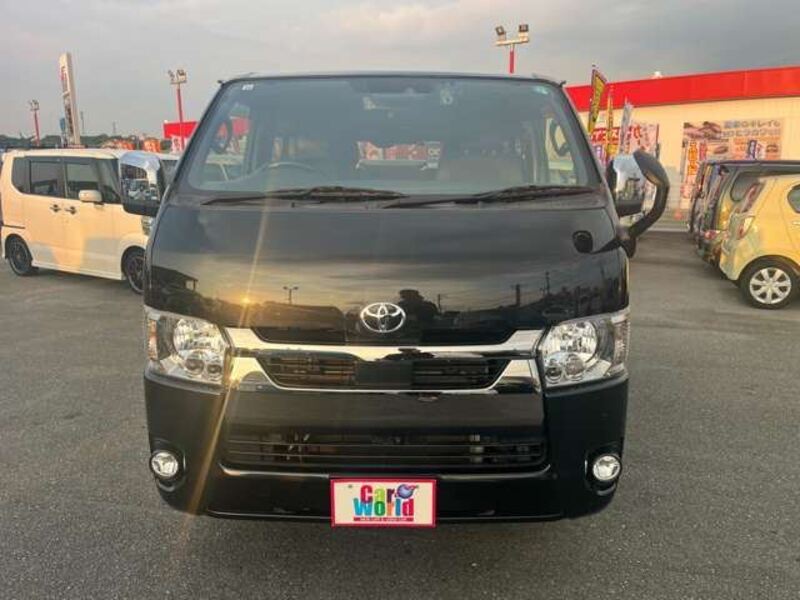 HIACE VAN