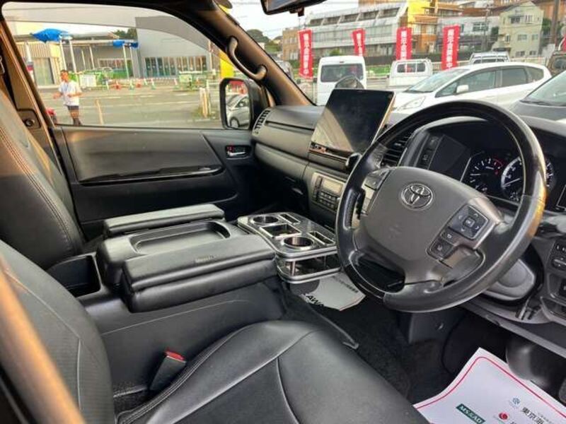 HIACE VAN
