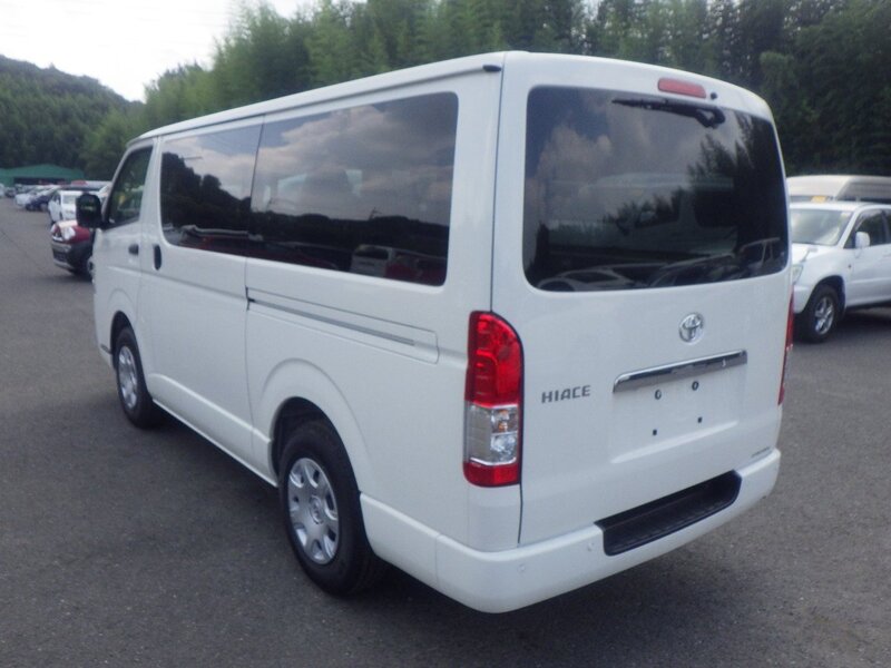 HIACE VAN