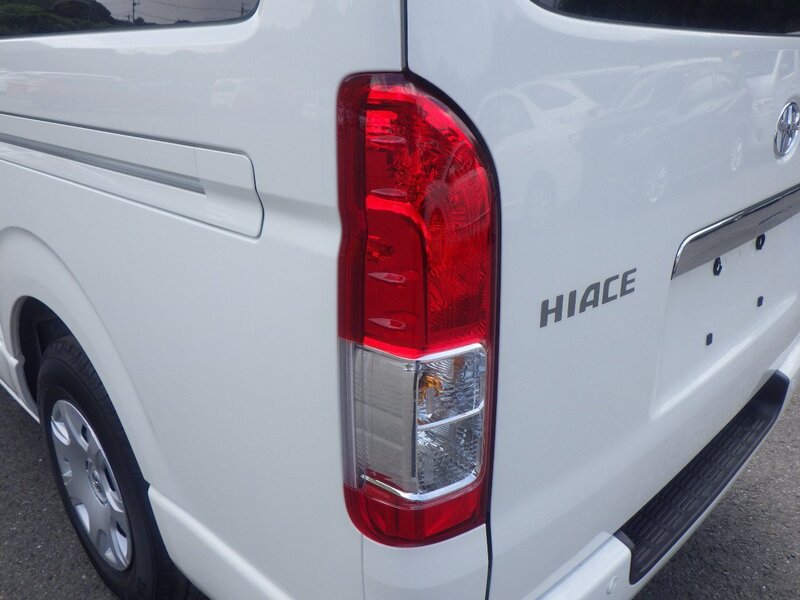 HIACE VAN