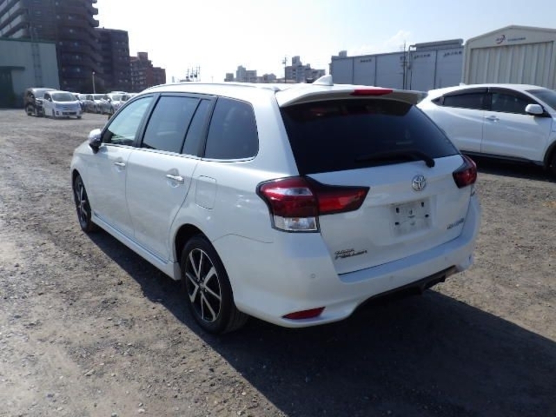 COROLLA FIELDER