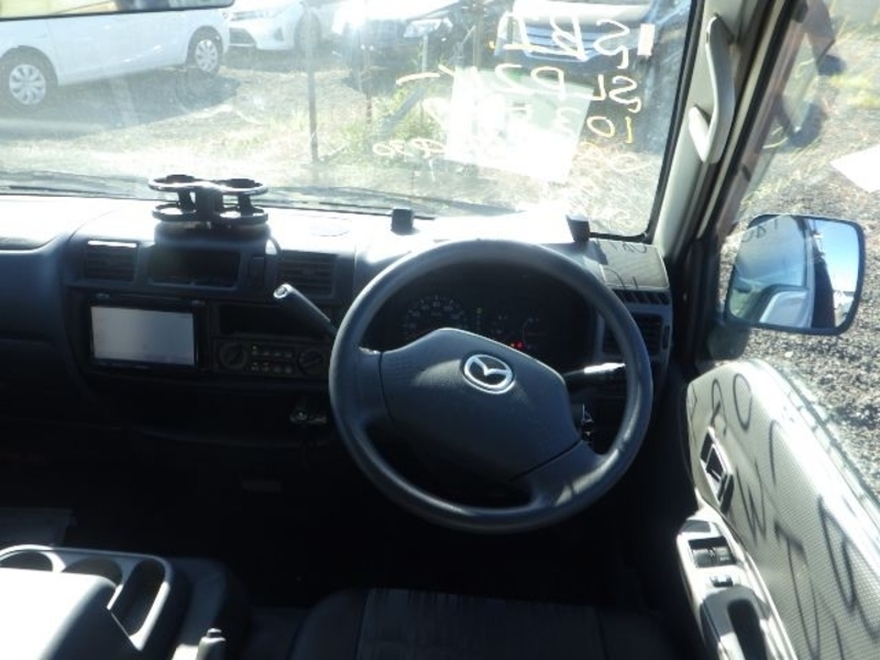 BONGO VAN