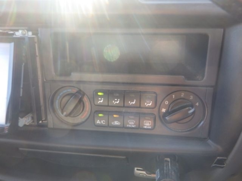 BONGO VAN
