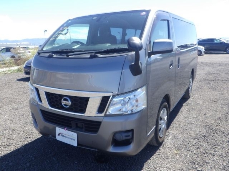 NV350 CARAVAN-0