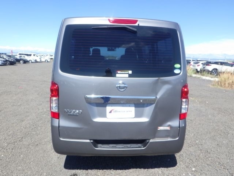NV350 CARAVAN