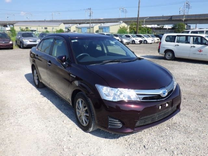 COROLLA AXIO