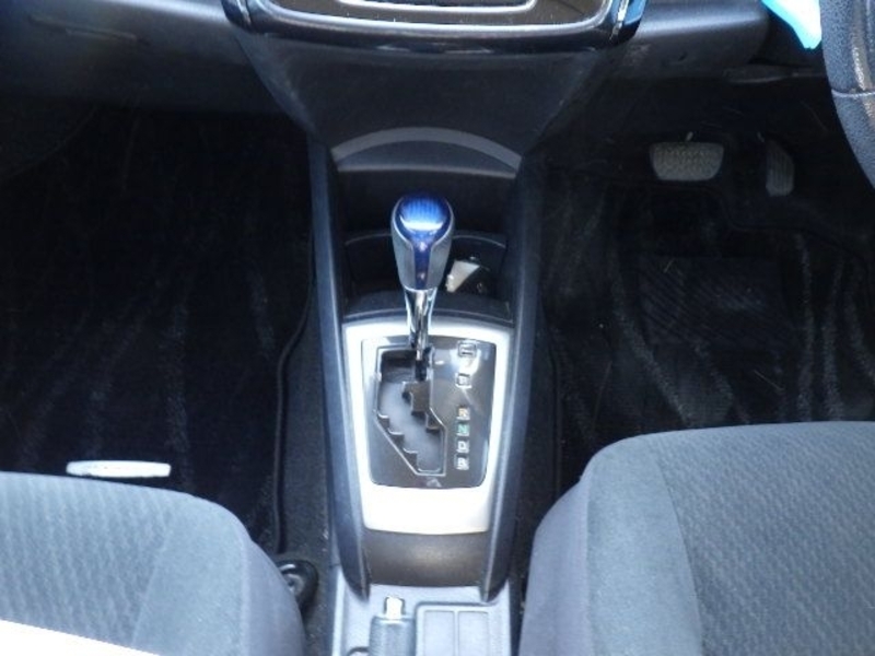 COROLLA AXIO