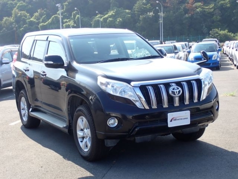 TOYOTA LAND CRUISER PRADO