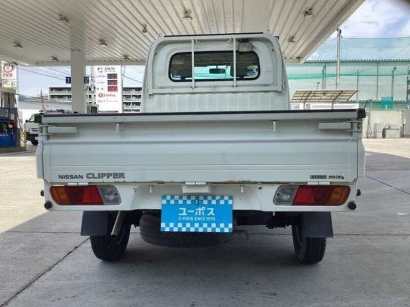 CLIPPER TRUCK