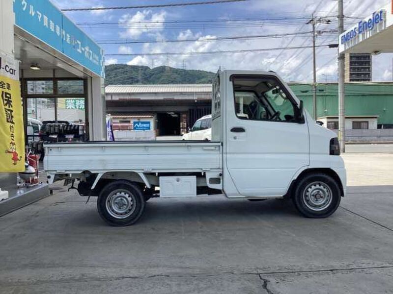 CLIPPER TRUCK
