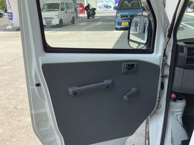 CLIPPER TRUCK