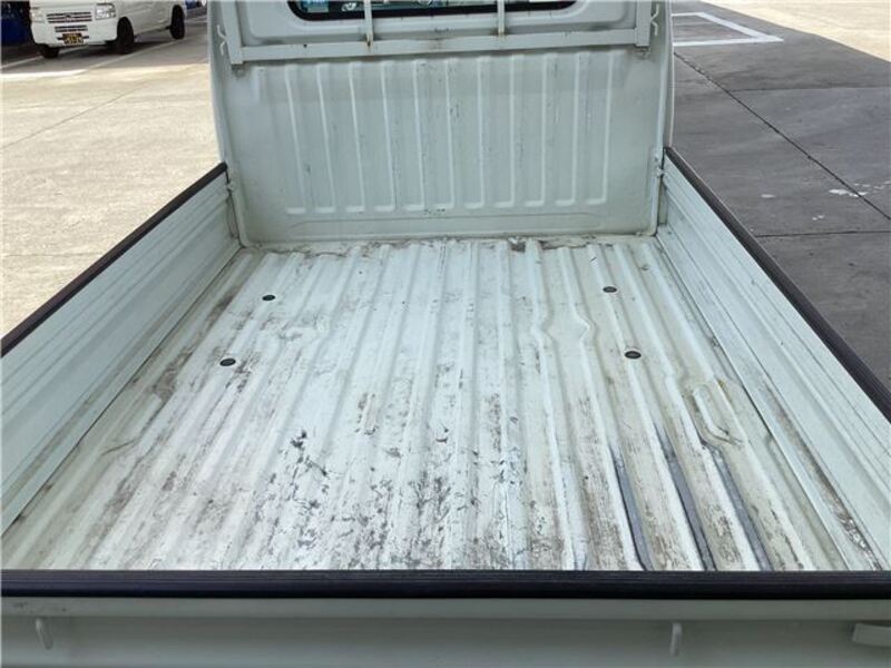 CLIPPER TRUCK