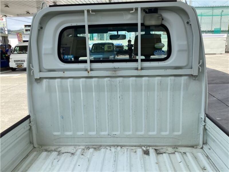 CLIPPER TRUCK