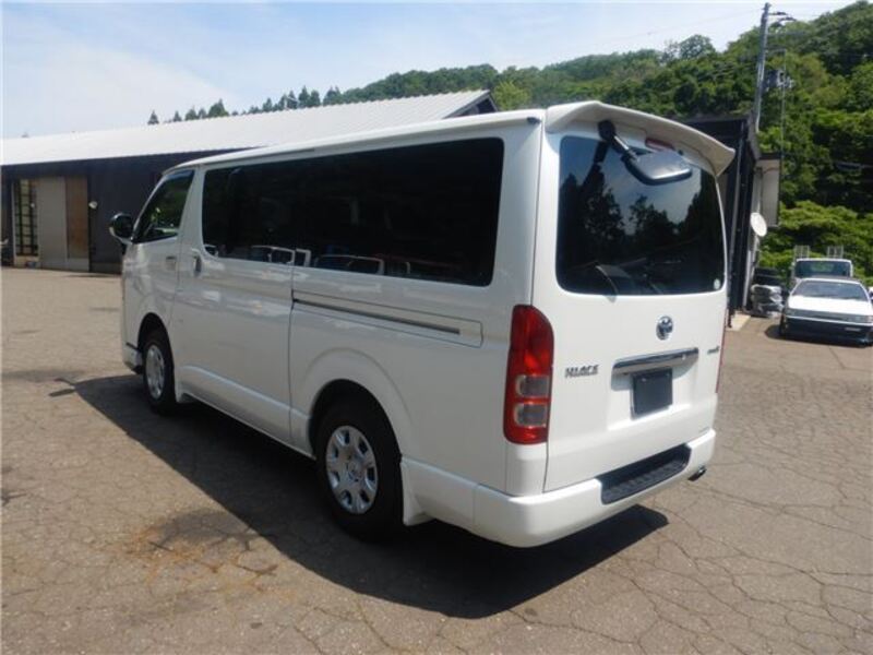 HIACE