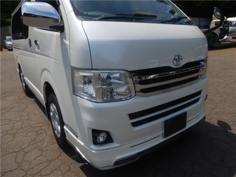 HIACE