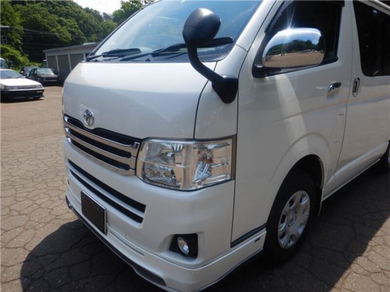 HIACE