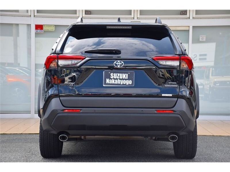 RAV4