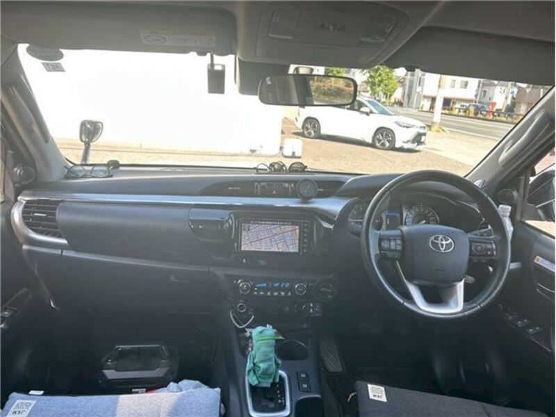 HILUX