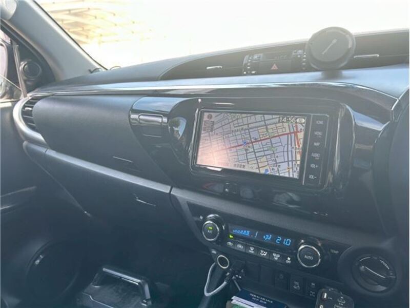 HILUX