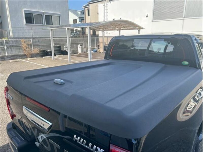 HILUX