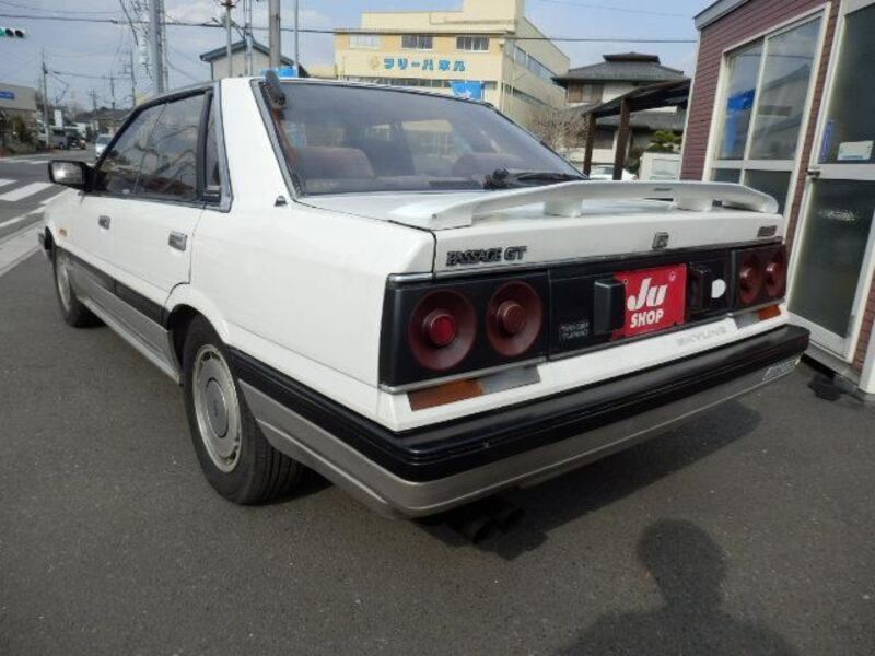 SKYLINE