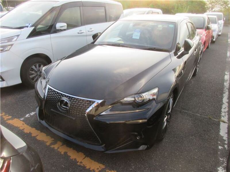 LEXUS IS