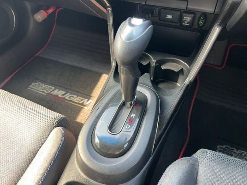 CR-Z