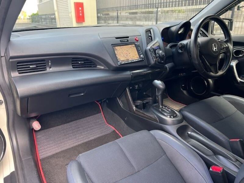 CR-Z