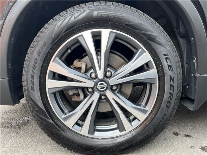 X-TRAIL