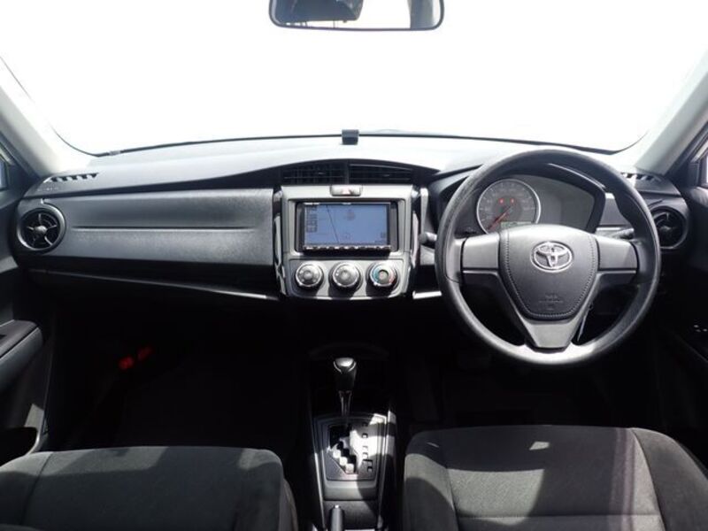 COROLLA AXIO
