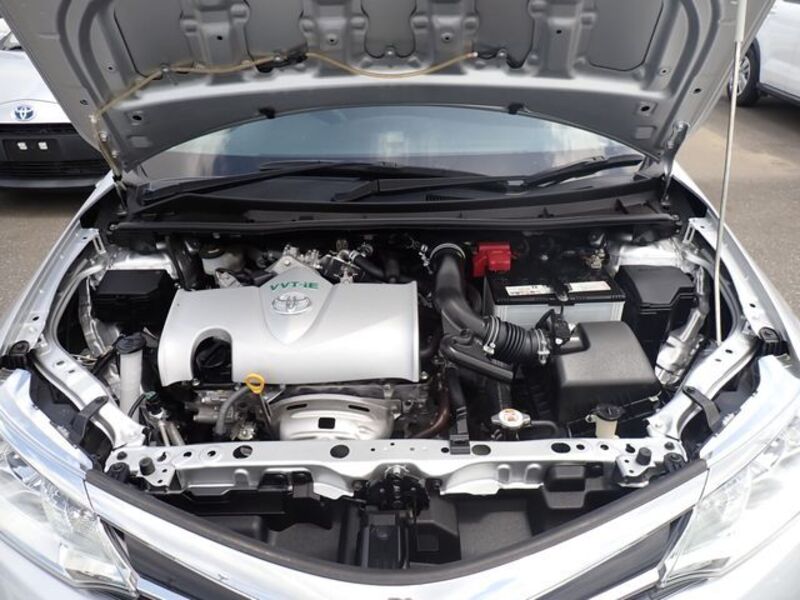 COROLLA AXIO