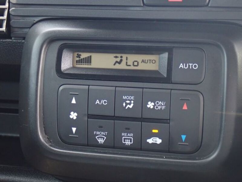 N-VAN