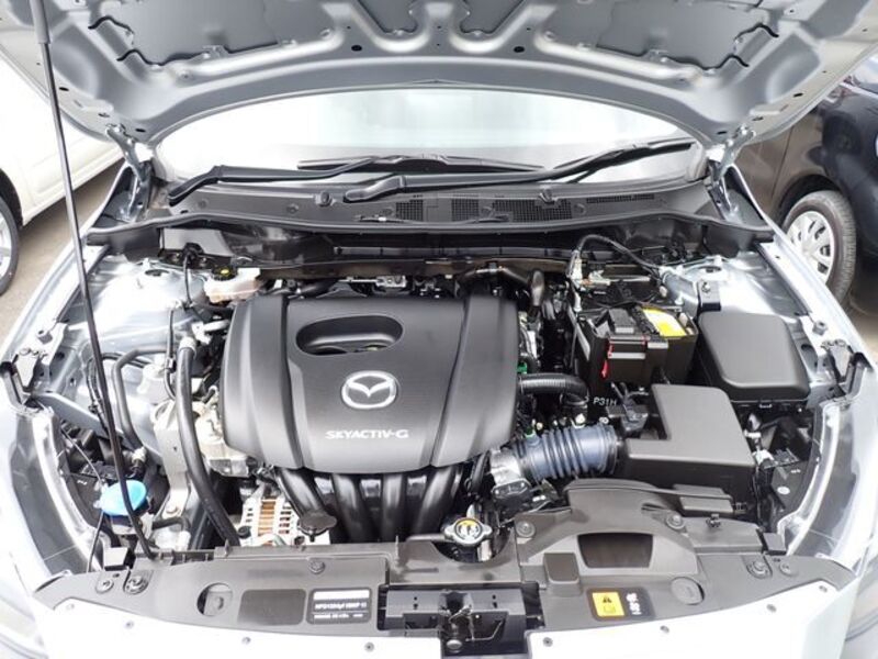 MAZDA2