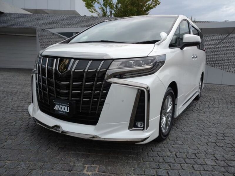 TOYOTA ALPHARD