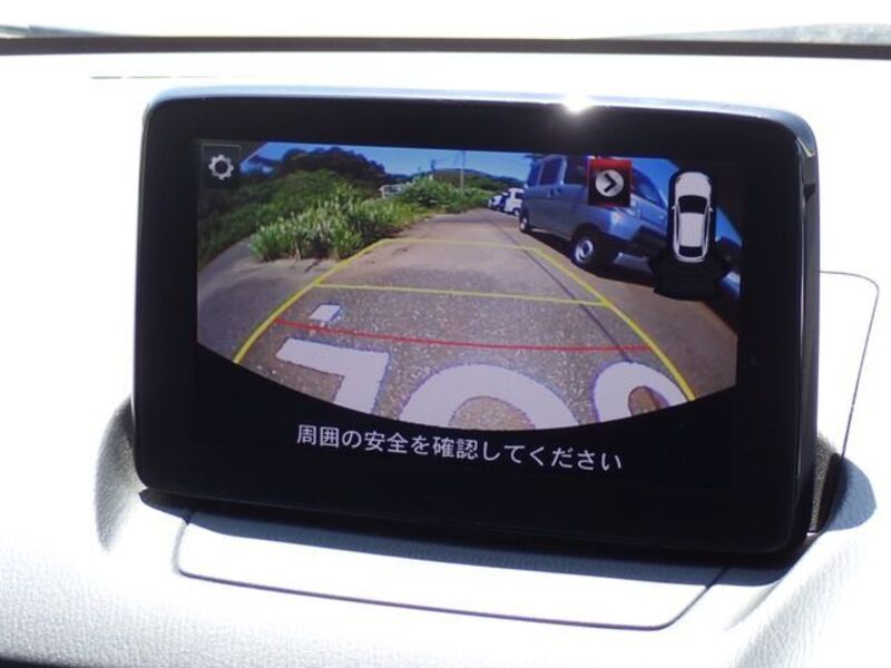 MAZDA2