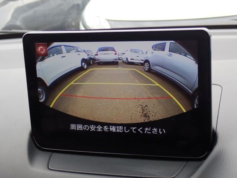 MAZDA2