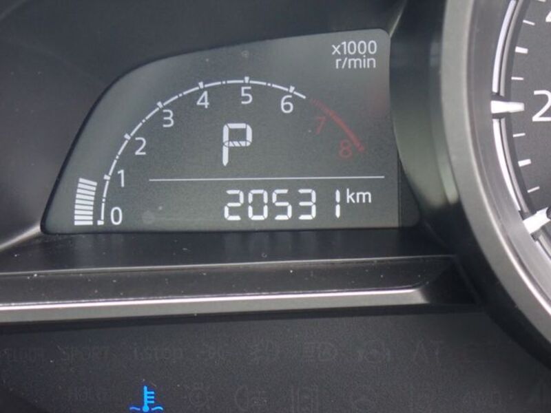 MAZDA2