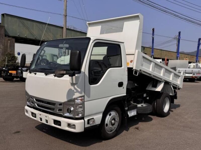 MAZDA TITAN