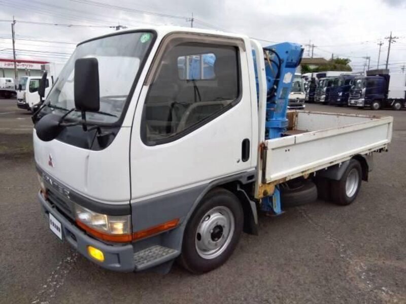 MITSUBISHI CANTER