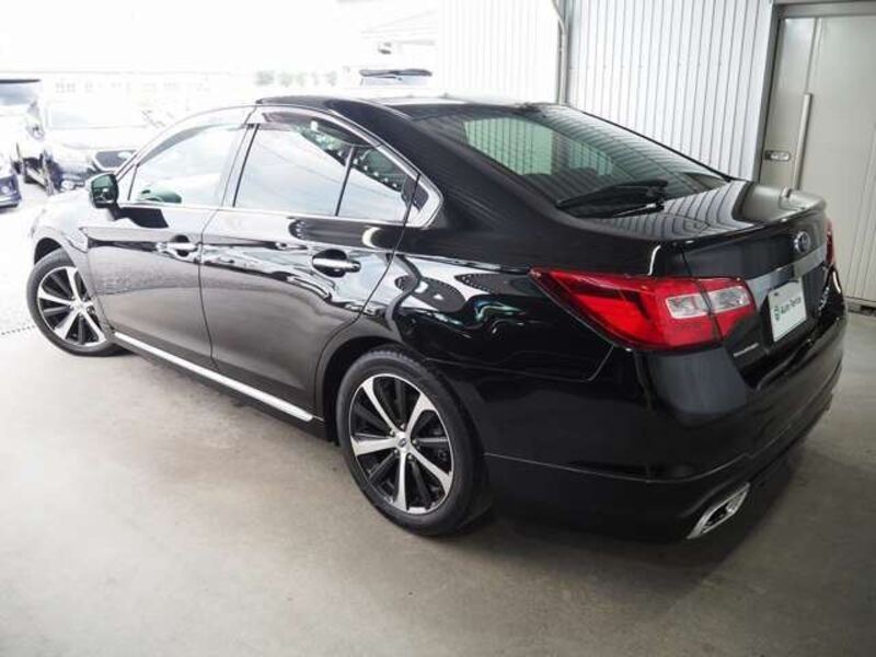 LEGACY B4