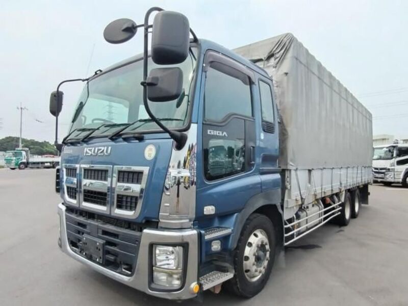 ISUZU GIGA