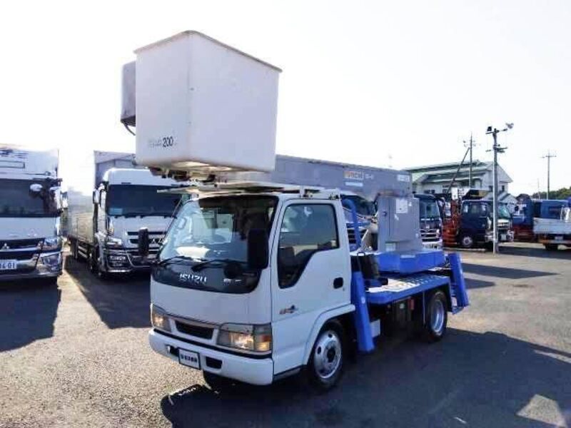 ISUZU ELF