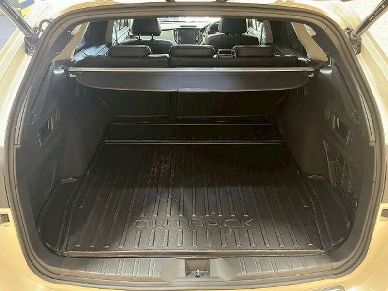 LEGACY OUTBACK