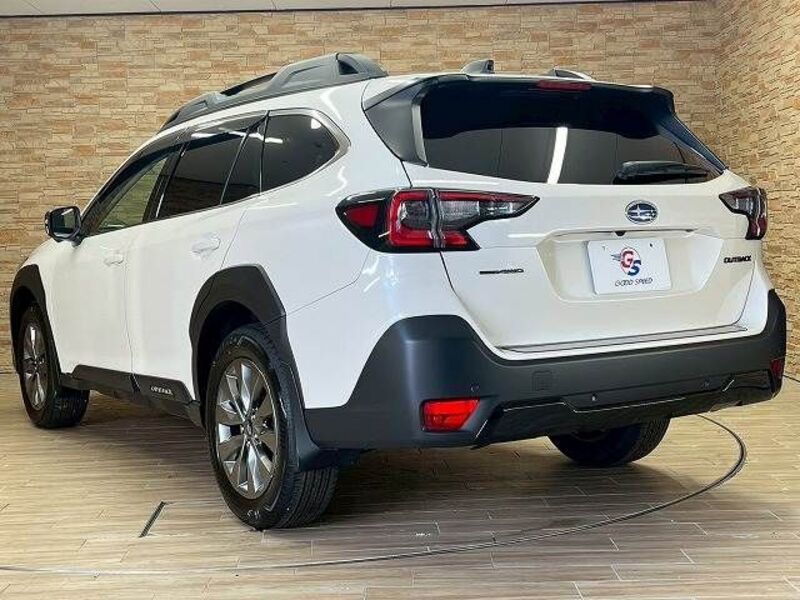 LEGACY OUTBACK