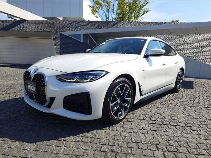 BMW 4 SERIES