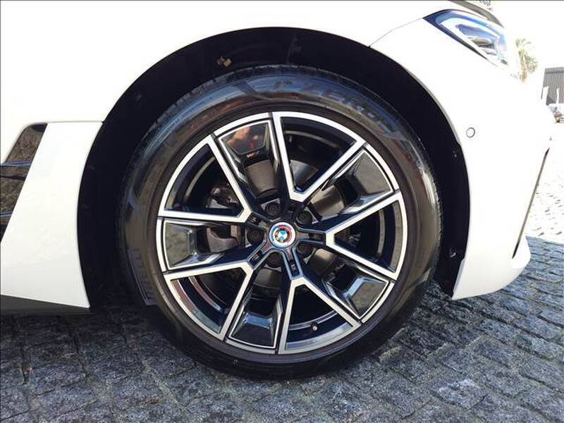 4 SERIES