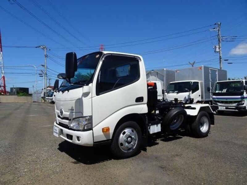 TOYOTA DYNA