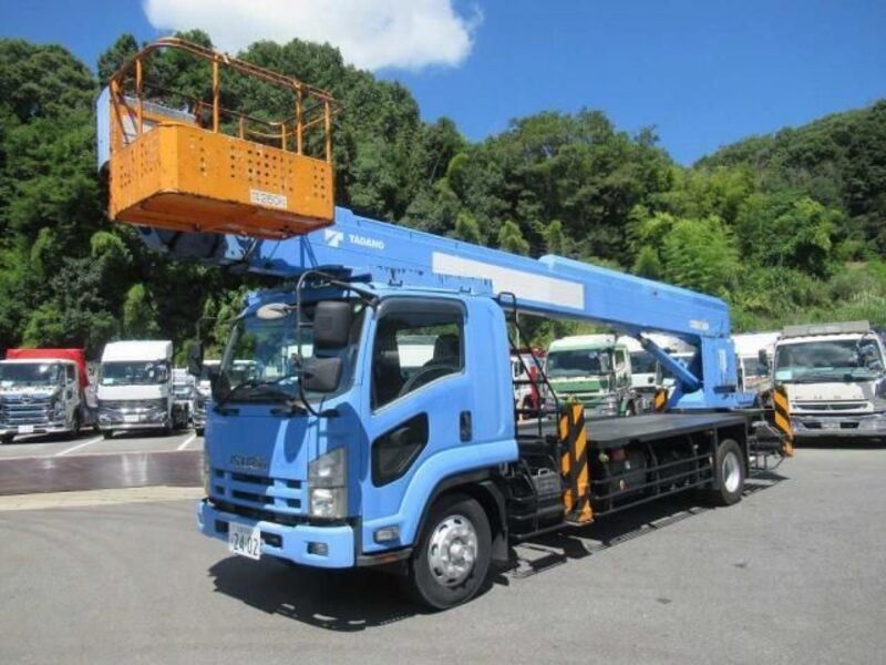 ISUZU FORWARD